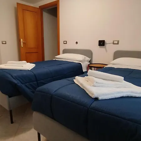 Casa A 7 Minuti Da Aeroporto Fco Vicino Fiera Di Roma!! Fiumicino